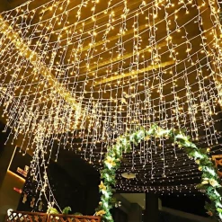 Đèn LED Rủ Thả Mành Cao Cấp 6m 8m 12m 16m – Đèn Trang Trí Lung Linh Ngoài Trời